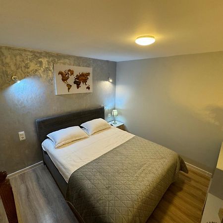 City Center Apartman ซาตูมาเร ภายนอก รูปภาพ
