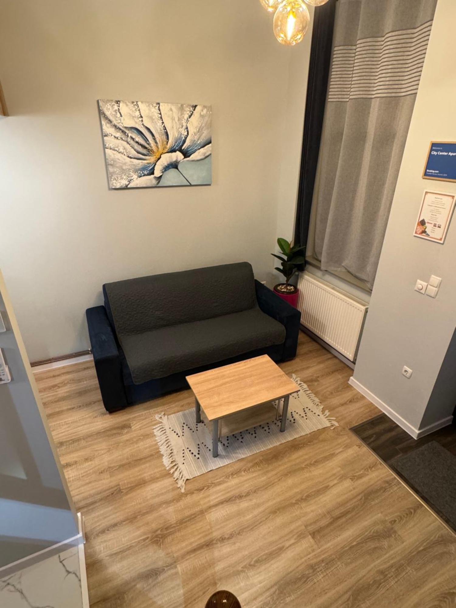 City Center Apartman ซาตูมาเร ภายนอก รูปภาพ