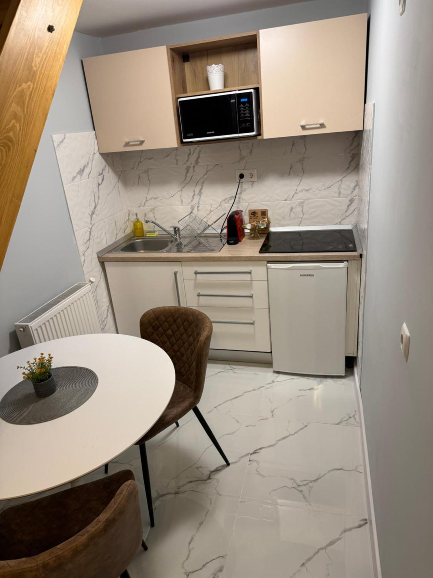 City Center Apartman ซาตูมาเร ภายนอก รูปภาพ